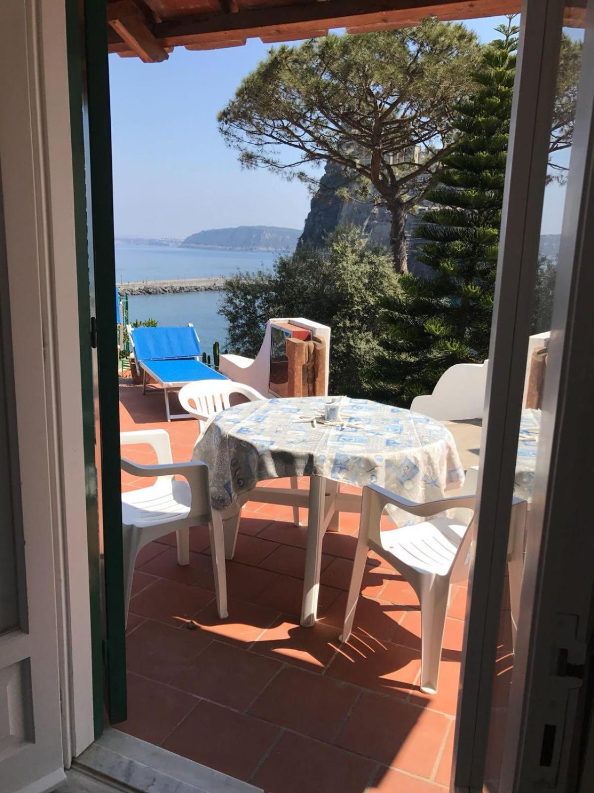Hotel Villa Antonio イスキア島 エクステリア 写真