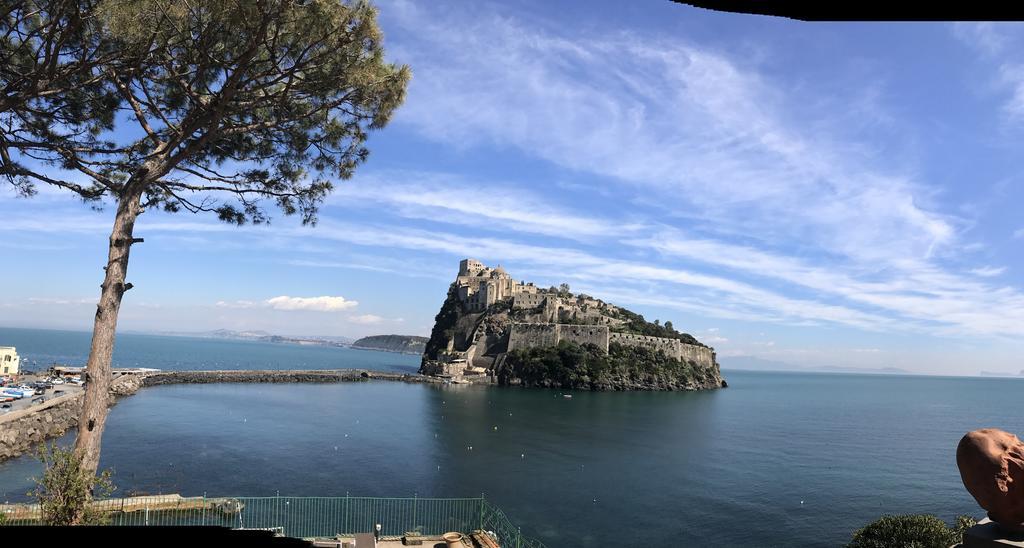 Hotel Villa Antonio イスキア島 エクステリア 写真